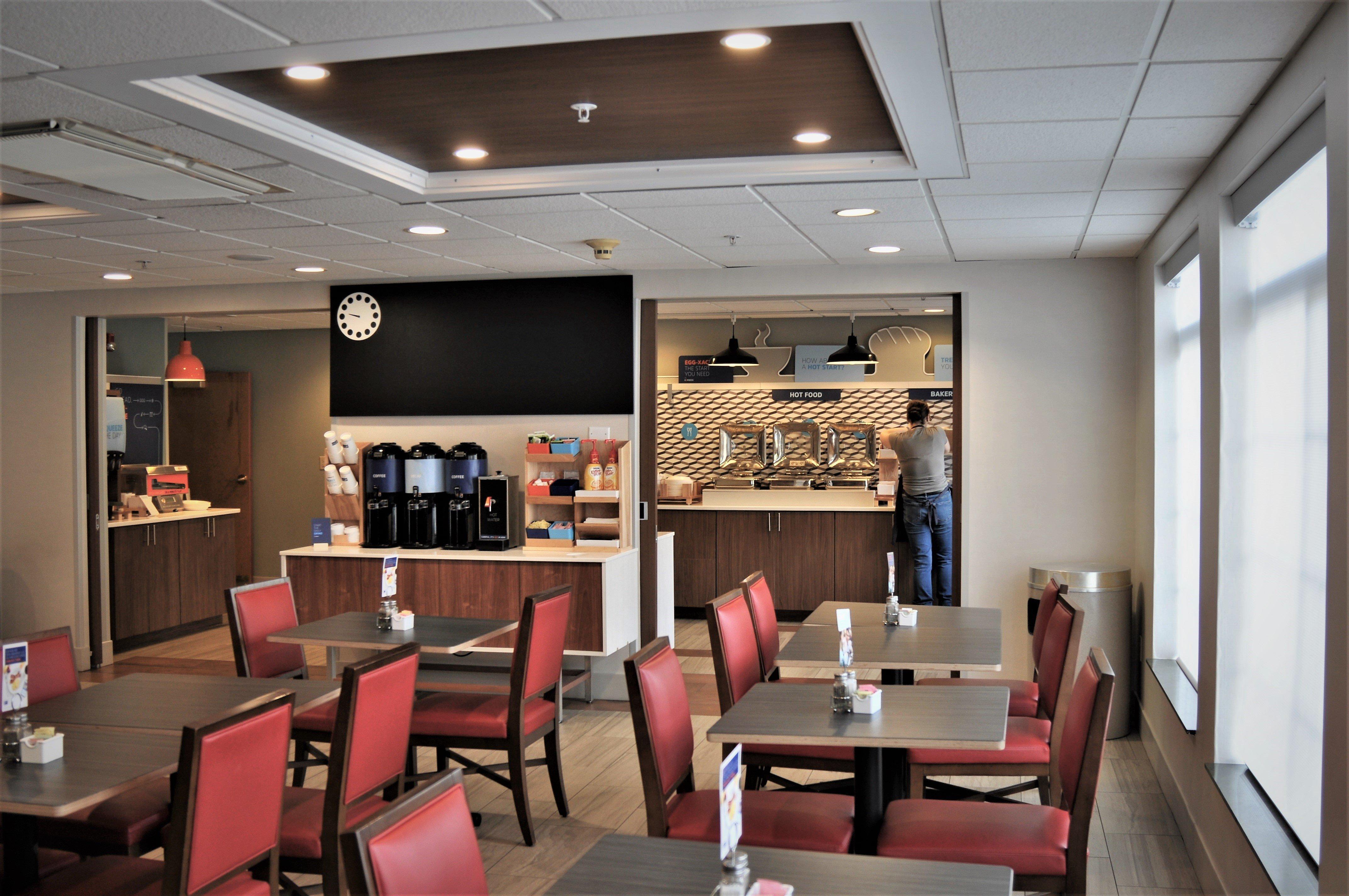 Holiday Inn Express Hotel & Suites Boston - Marlboro By Ihg Хадсон Экстерьер фото